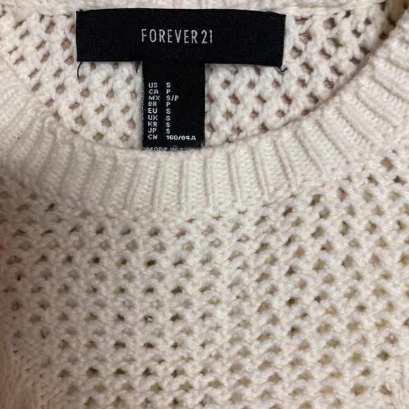 Forever 21 Cream Crochet Sweater with Fringe Detail Sz S - Picture 3 of 3